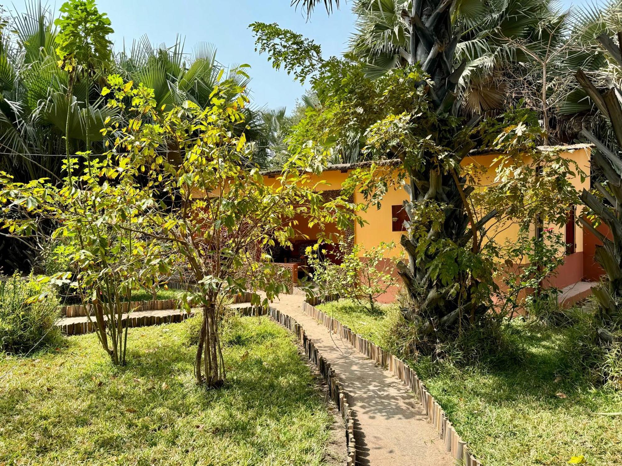 Little'S Nature Retreat Kartong 외부 사진